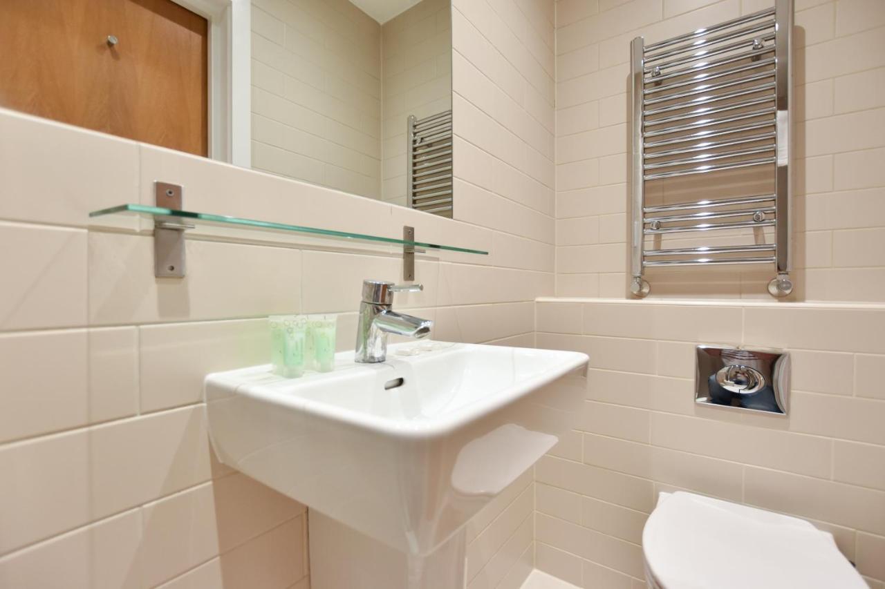 לונדון St James House Serviced Apartments By Concept Apartments מראה חיצוני תמונה